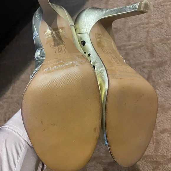 Rare Vintage Oh Deer! Gold leather ankle boots laser cut - Picture 4 of 5